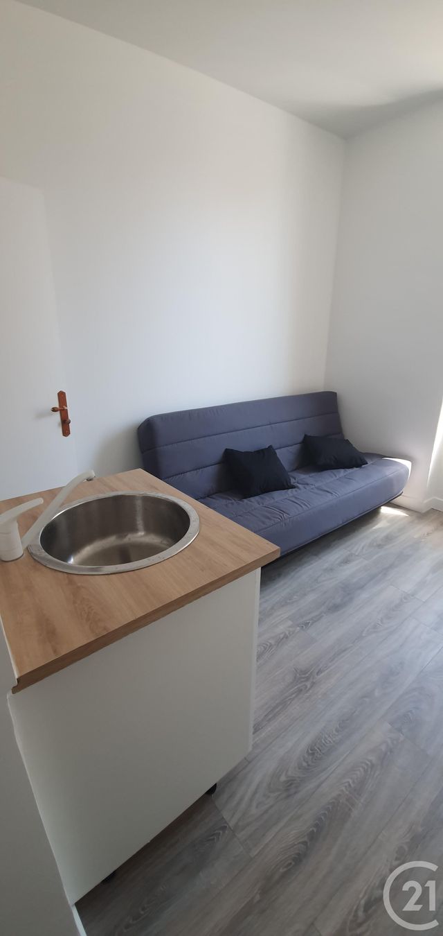 Appartement F1 à louer - 1 pièce - 11.25 m2 - PARIS - 75013 - ILE-DE-FRANCE - Century 21 Olympiades