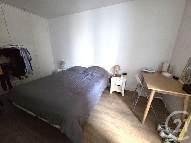 Appartement F2 à vendre - 2 pièces - 32.0 m2 - PARIS - 75013 - ILE-DE-FRANCE - Century 21 Olympiades