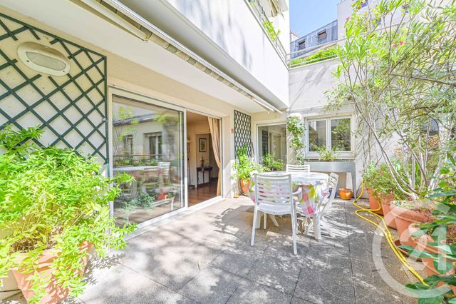 Appartement F4 à vendre - 4 pièces - 130.28 m2 - PARIS - 75013 - ILE-DE-FRANCE - Century 21 Olympiades
