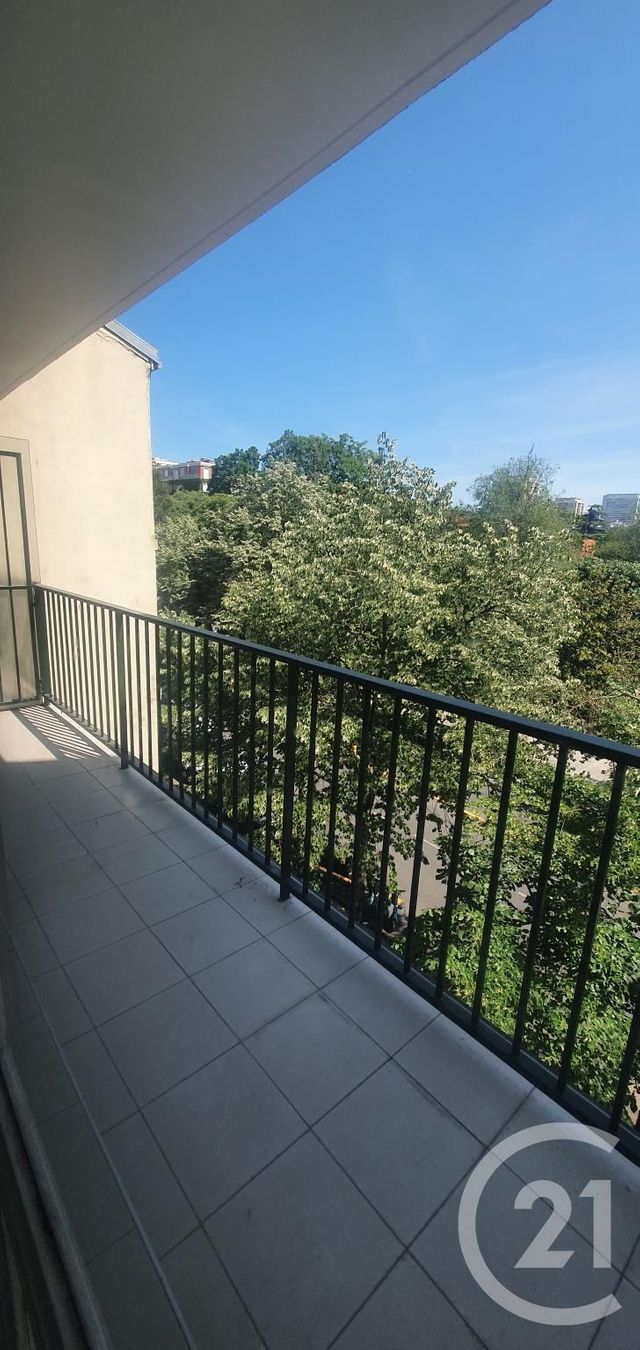 Appartement F3 à louer PARIS