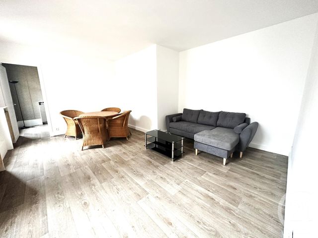 Appartement F2 à louer - 2 pièces - 42.85 m2 - PARIS - 75013 - ILE-DE-FRANCE - Century 21 Olympiades