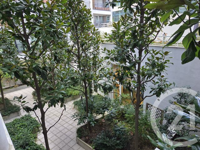 Appartement F2 à vendre - 2 pièces - 46.8 m2 - PARIS - 75013 - ILE-DE-FRANCE - Century 21 Olympiades