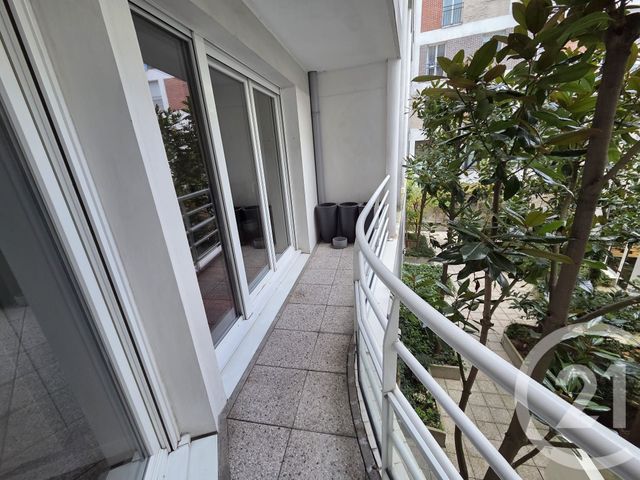 Appartement F2 à vendre - 2 pièces - 46.8 m2 - PARIS - 75013 - ILE-DE-FRANCE - Century 21 Olympiades