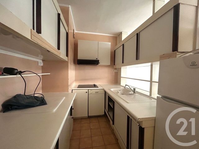 Afficher la photo en grand Appartement F2 à louer - 2 pièces - 52.23 m2 - PARIS - 75013 - ILE-DE-FRANCE - Century 21 Olympiades