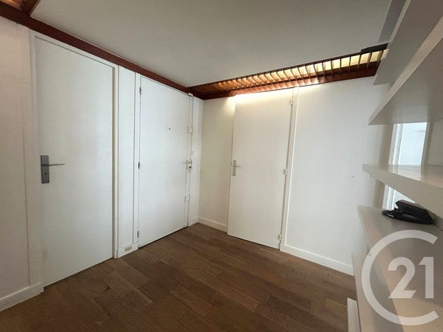 Afficher la photo en grand Appartement F2 à louer - 2 pièces - 52.23 m2 - PARIS - 75013 - ILE-DE-FRANCE - Century 21 Olympiades