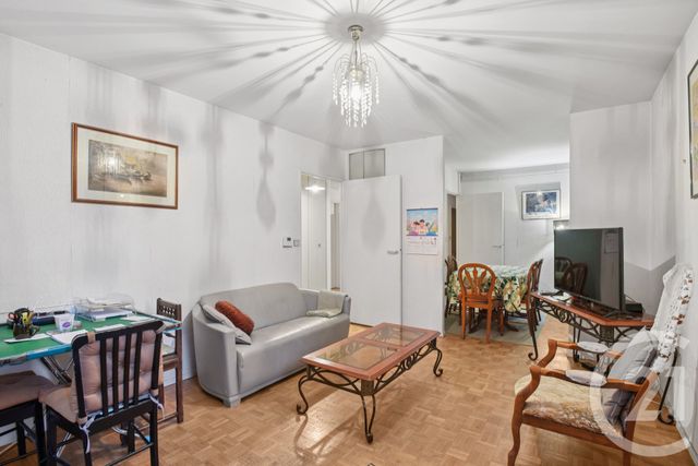 Appartement F5 à vendre - 5 pièces - 96.86 m2 - PARIS - 75013 - ILE-DE-FRANCE - Century 21 Olympiades