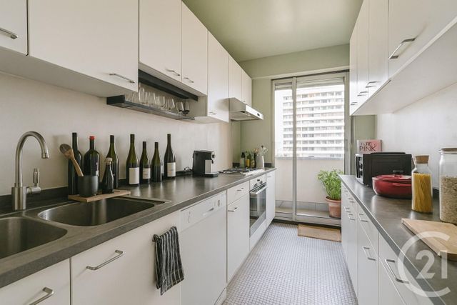 Appartement à vendre - 4 pièces - 107.0 m2 - PARIS - 75013 - ILE-DE-FRANCE - Century 21 Olympiades