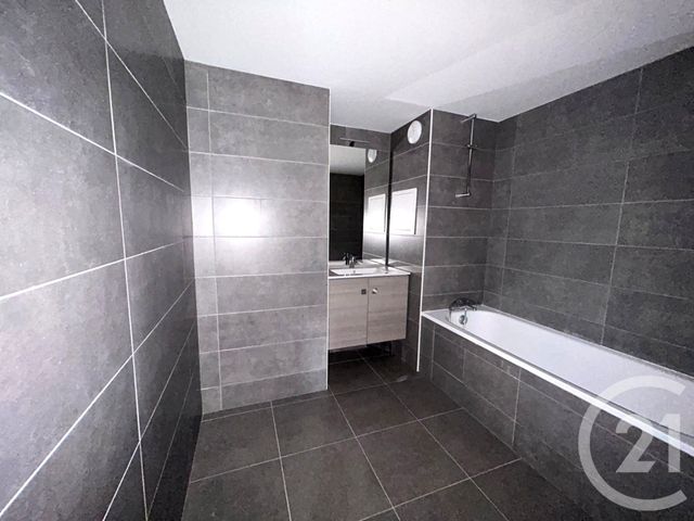 Appartement F3 à louer - 3 pièces - 65.2 m2 - ALFORTVILLE - 94 - ILE-DE-FRANCE - Century 21 Olympiades