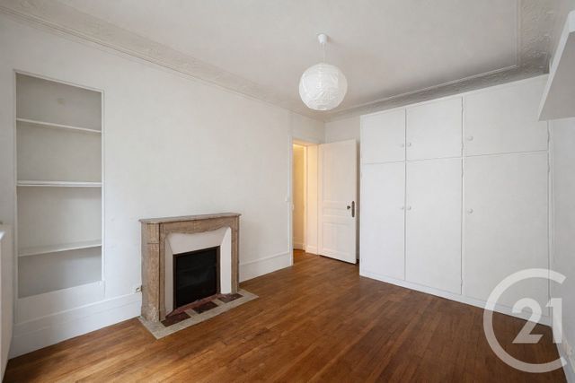 Appartement F3 à vendre - 3 pièces - 56.0 m2 - PARIS - 75013 - ILE-DE-FRANCE - Century 21 Olympiades