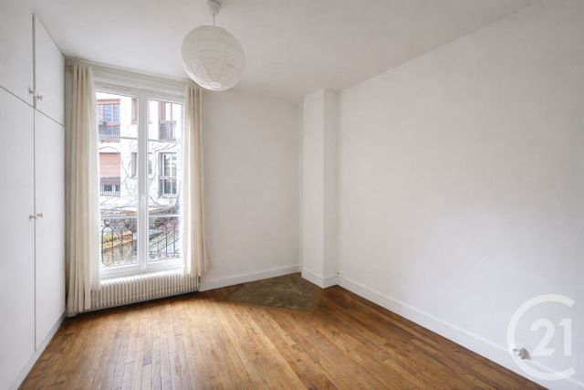 Appartement F3 à vendre - 3 pièces - 56.0 m2 - PARIS - 75013 - ILE-DE-FRANCE - Century 21 Olympiades