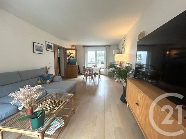 Appartement F3 à louer - 3 pièces - 65.07 m2 - PARIS - 75013 - ILE-DE-FRANCE - Century 21 Olympiades