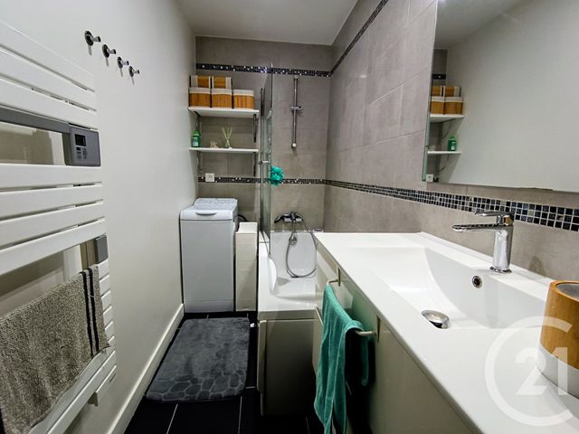 Appartement F3 à louer - 3 pièces - 62.6 m2 - PARIS - 75013 - ILE-DE-FRANCE - Century 21 Olympiades