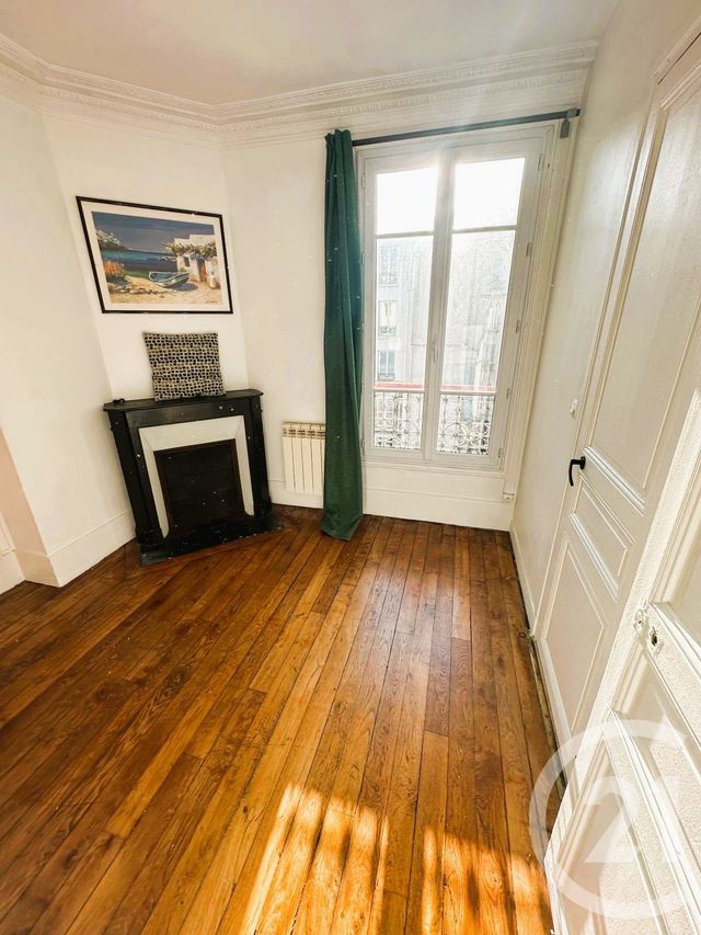 Appartement F3 à vendre - 3 pièces - 47.79 m2 - LE KREMLIN BICETRE - 94 - ILE-DE-FRANCE - Century 21 Olympiades