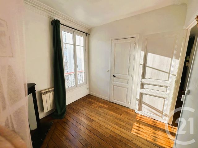 Appartement F3 à vendre - 3 pièces - 47.79 m2 - LE KREMLIN BICETRE - 94 - ILE-DE-FRANCE - Century 21 Olympiades