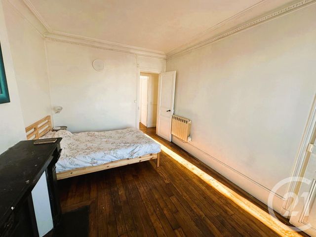 Appartement F3 à vendre - 3 pièces - 47.79 m2 - LE KREMLIN BICETRE - 94 - ILE-DE-FRANCE - Century 21 Olympiades