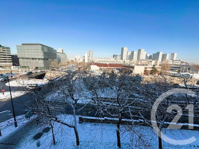 Appartement F3 à vendre - 3 pièces - 47.79 m2 - LE KREMLIN BICETRE - 94 - ILE-DE-FRANCE - Century 21 Olympiades