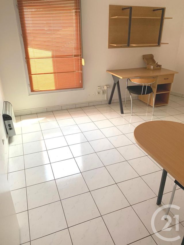 Appartement F1 à louer - 1 pièce - 22.94 m2 - PARIS - 75013 - ILE-DE-FRANCE - Century 21 Olympiades