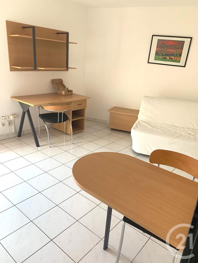 Appartement F1 à louer PARIS