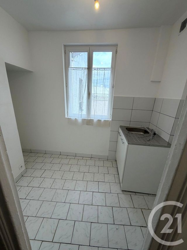 Appartement F2 à louer - 2 pièces - 35.0 m2 - CLICHY - 92 - ILE-DE-FRANCE - Century 21 Olympiades