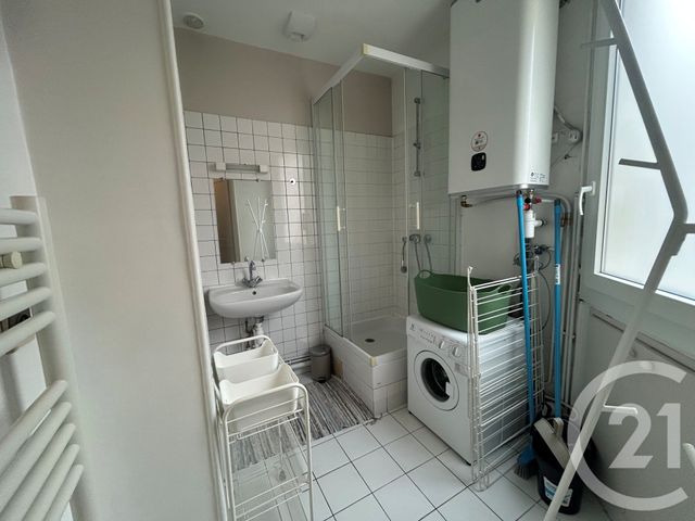 Appartement F2 à louer - 2 pièces - 33.0 m2 - PARIS - 75013 - ILE-DE-FRANCE - Century 21 Olympiades