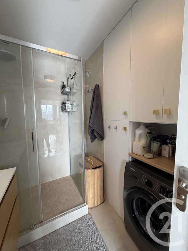 Appartement F3 à louer - 3 pièces - 64.0 m2 - PARIS - 75013 - ILE-DE-FRANCE - Century 21 Olympiades