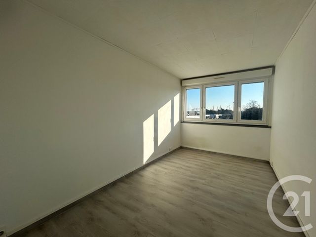 Appartement F3 à louer - 3 pièces - 66.81 m2 - L HAY LES ROSES - 94 - ILE-DE-FRANCE - Century 21 Olympiades