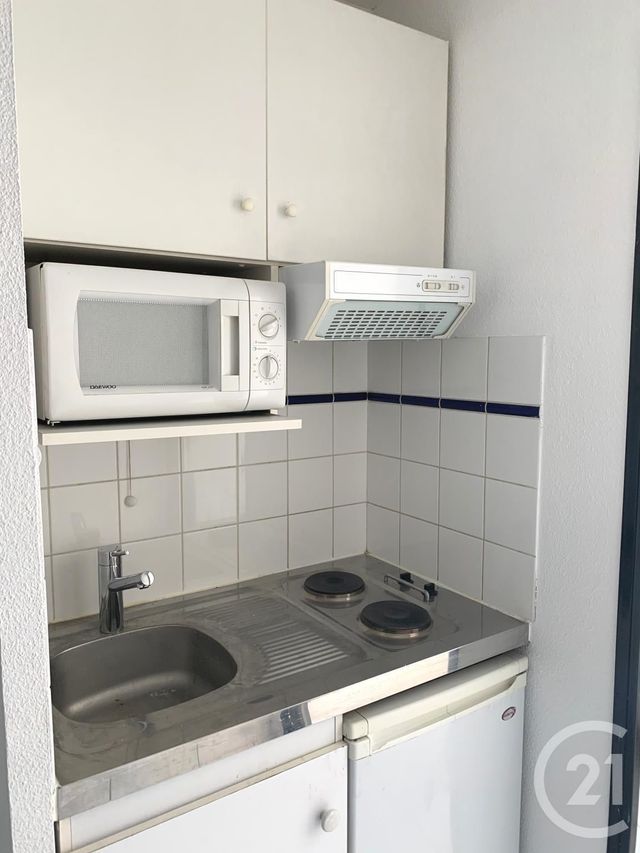 Appartement F1 à louer - 1 pièce - 18.42 m2 - PARIS - 75013 - ILE-DE-FRANCE - Century 21 Olympiades