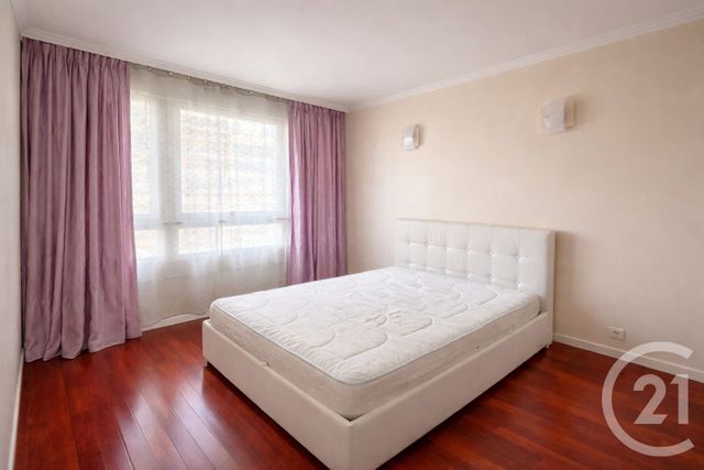 Appartement F4 à vendre - 4 pièces - 83.08 m2 - PARIS - 75013 - ILE-DE-FRANCE - Century 21 Olympiades