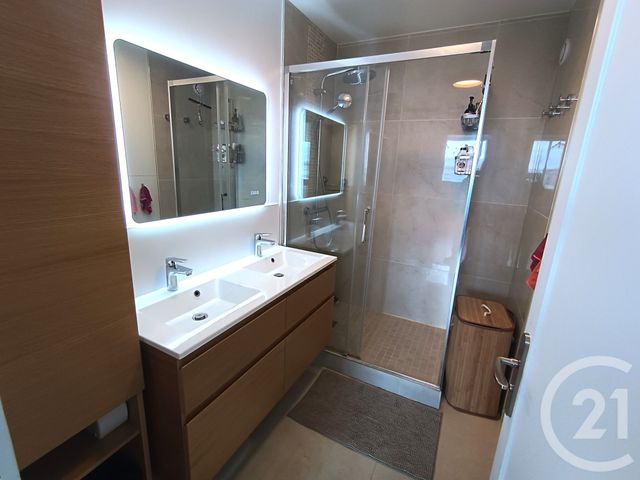 Appartement F3 à louer - 3 pièces - 64.0 m2 - PARIS - 75013 - ILE-DE-FRANCE - Century 21 Olympiades