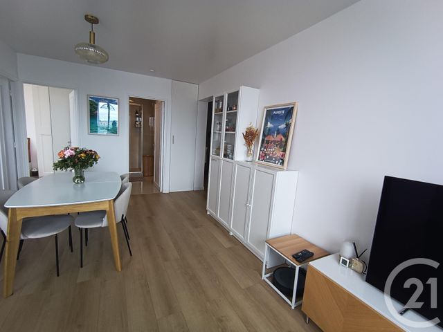 Appartement F3 à louer - 3 pièces - 64.0 m2 - PARIS - 75013 - ILE-DE-FRANCE - Century 21 Olympiades