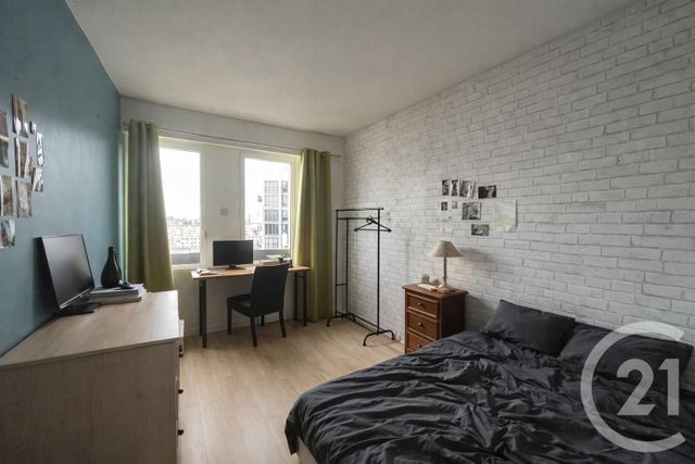 Appartement F4 à vendre - 4 pièces - 81.28 m2 - IVRY SUR SEINE - 94 - ILE-DE-FRANCE - Century 21 Olympiades