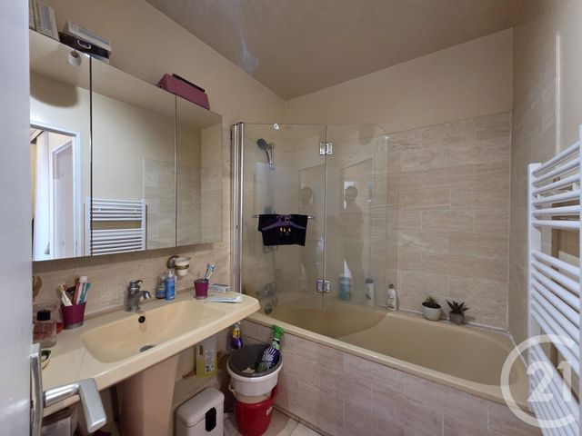 Appartement F4 à vendre - 4 pièces - 85.08 m2 - PARIS - 75013 - ILE-DE-FRANCE - Century 21 Olympiades