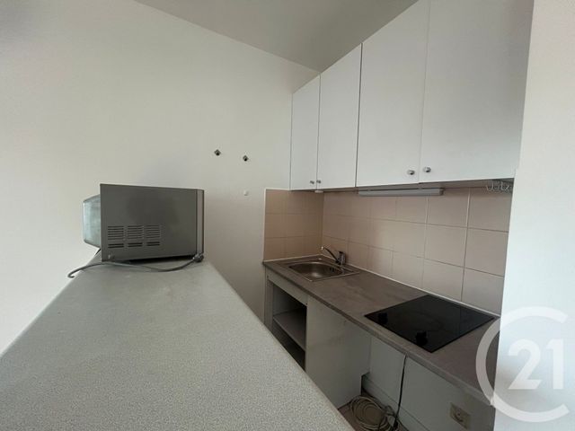 Appartement Studio à louer - 1 pièce - 22.38 m2 - PARIS - 75013 - ILE-DE-FRANCE - Century 21 Olympiades