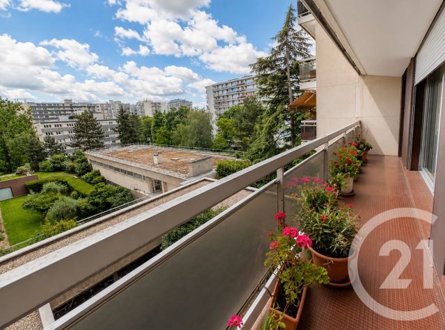 Appartement F5 à vendre - 5 pièces - 99.05 m2 - PARIS - 75011 - ILE-DE-FRANCE - Century 21 Olympiades