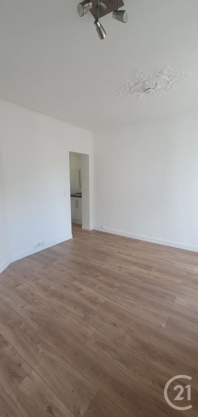Appartement F2 à louer - 2 pièces - 38.68 m2 - PARIS - 75013 - ILE-DE-FRANCE - Century 21 Olympiades