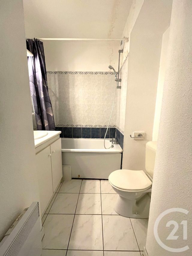 Appartement F1 à louer - 1 pièce - 19.0 m2 - PARIS - 75013 - ILE-DE-FRANCE - Century 21 Olympiades
