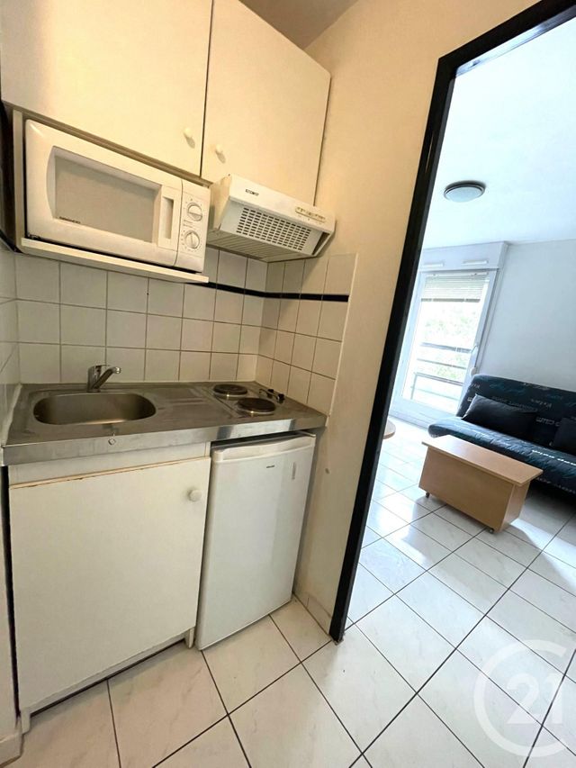 Appartement F1 à louer - 1 pièce - 19.0 m2 - PARIS - 75013 - ILE-DE-FRANCE - Century 21 Olympiades
