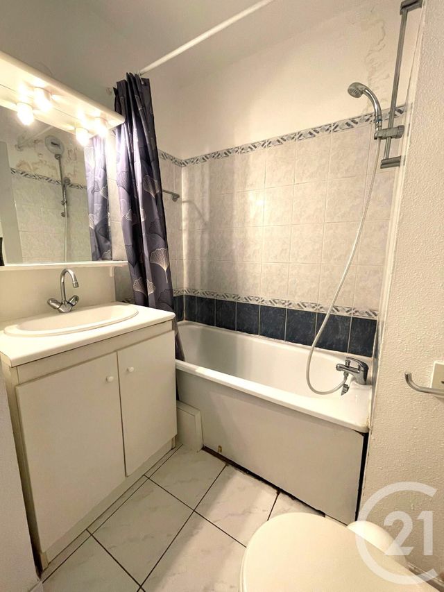 Appartement F1 à louer - 1 pièce - 19.0 m2 - PARIS - 75013 - ILE-DE-FRANCE - Century 21 Olympiades