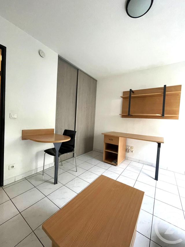 Appartement F1 à louer - 1 pièce - 19.0 m2 - PARIS - 75013 - ILE-DE-FRANCE - Century 21 Olympiades