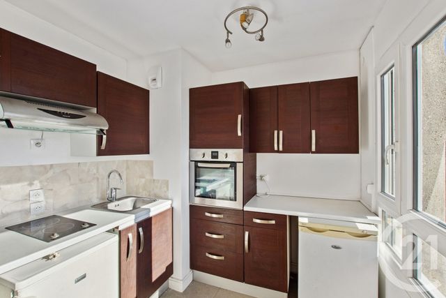 Appartement F1 à vendre - 1 pièce - 30.69 m2 - PARIS - 75013 - ILE-DE-FRANCE - Century 21 Olympiades