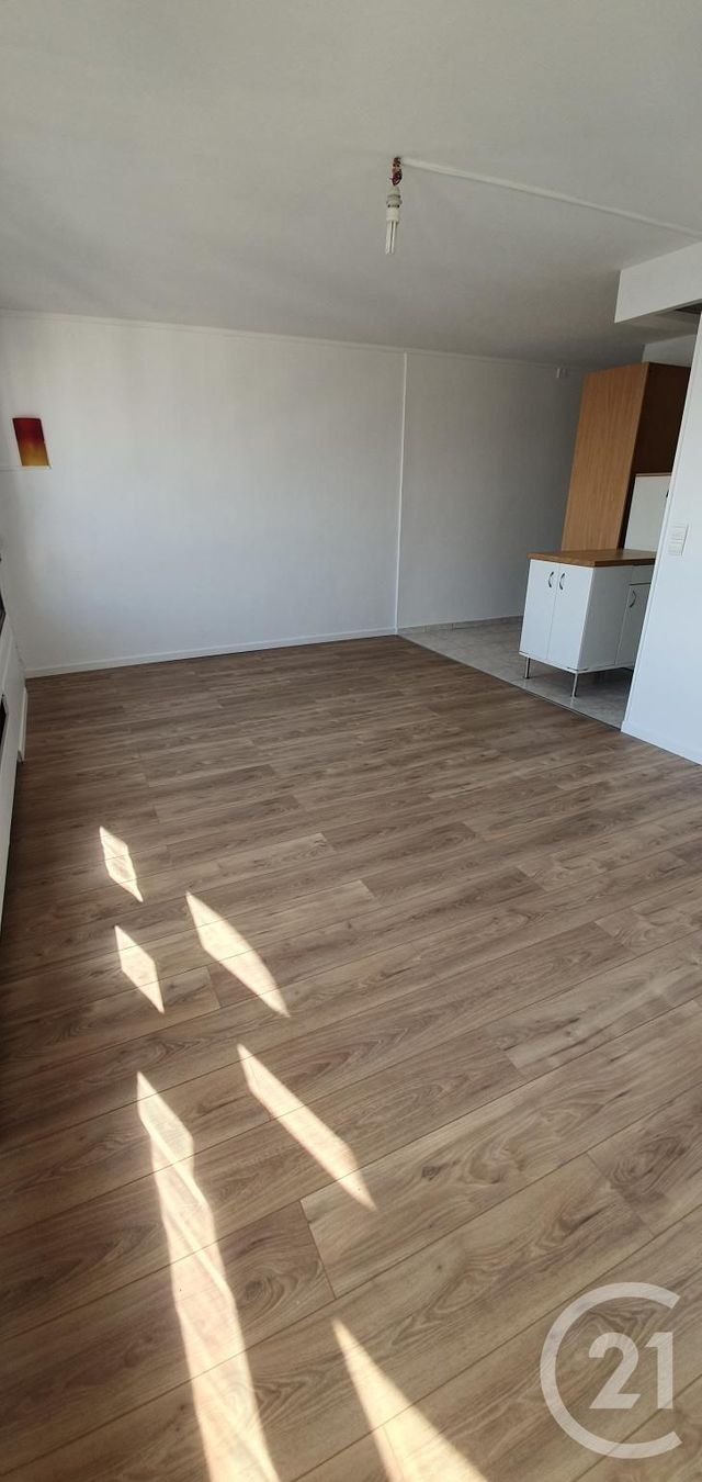 Appartement F1 à louer - 1 pièce - 33.77 m2 - PARIS - 75013 - ILE-DE-FRANCE - Century 21 Olympiades