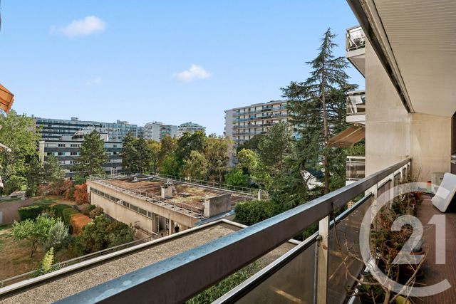 Appartement F5 à vendre - 5 pièces - 99.05 m2 - PARIS - 75011 - ILE-DE-FRANCE - Century 21 Olympiades