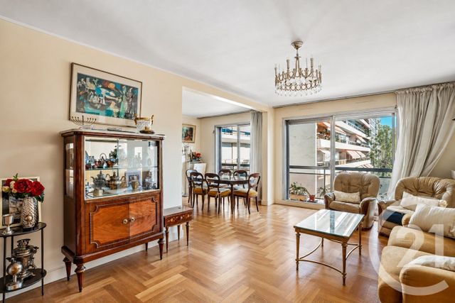 Appartement F5 à vendre - 5 pièces - 99.05 m2 - PARIS - 75011 - ILE-DE-FRANCE - Century 21 Olympiades