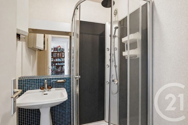 Appartement F5 à vendre - 5 pièces - 99.05 m2 - PARIS - 75011 - ILE-DE-FRANCE - Century 21 Olympiades