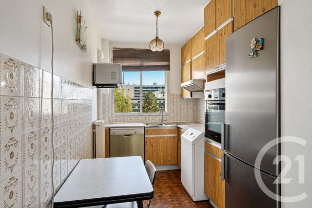 Appartement F5 à vendre - 5 pièces - 99.05 m2 - PARIS - 75011 - ILE-DE-FRANCE - Century 21 Olympiades