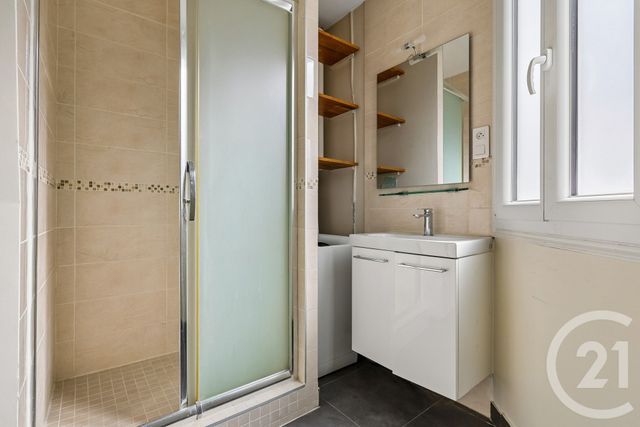 Appartement T2 à vendre - 2 pièces - 33.26 m2 - PARIS - 75013 - ILE-DE-FRANCE - Century 21 Olympiades